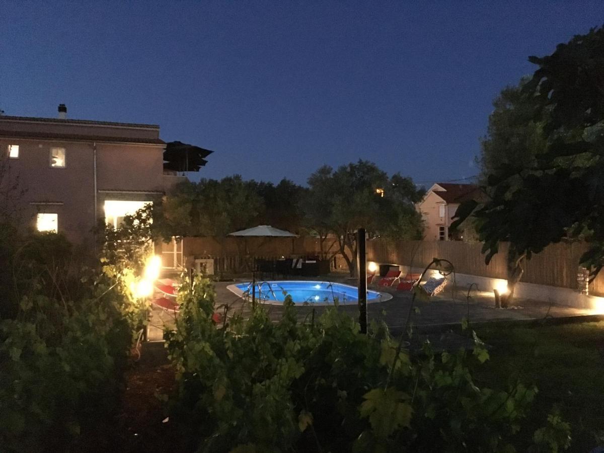 Apartment With Private Pool Sukosan Bagian luar foto