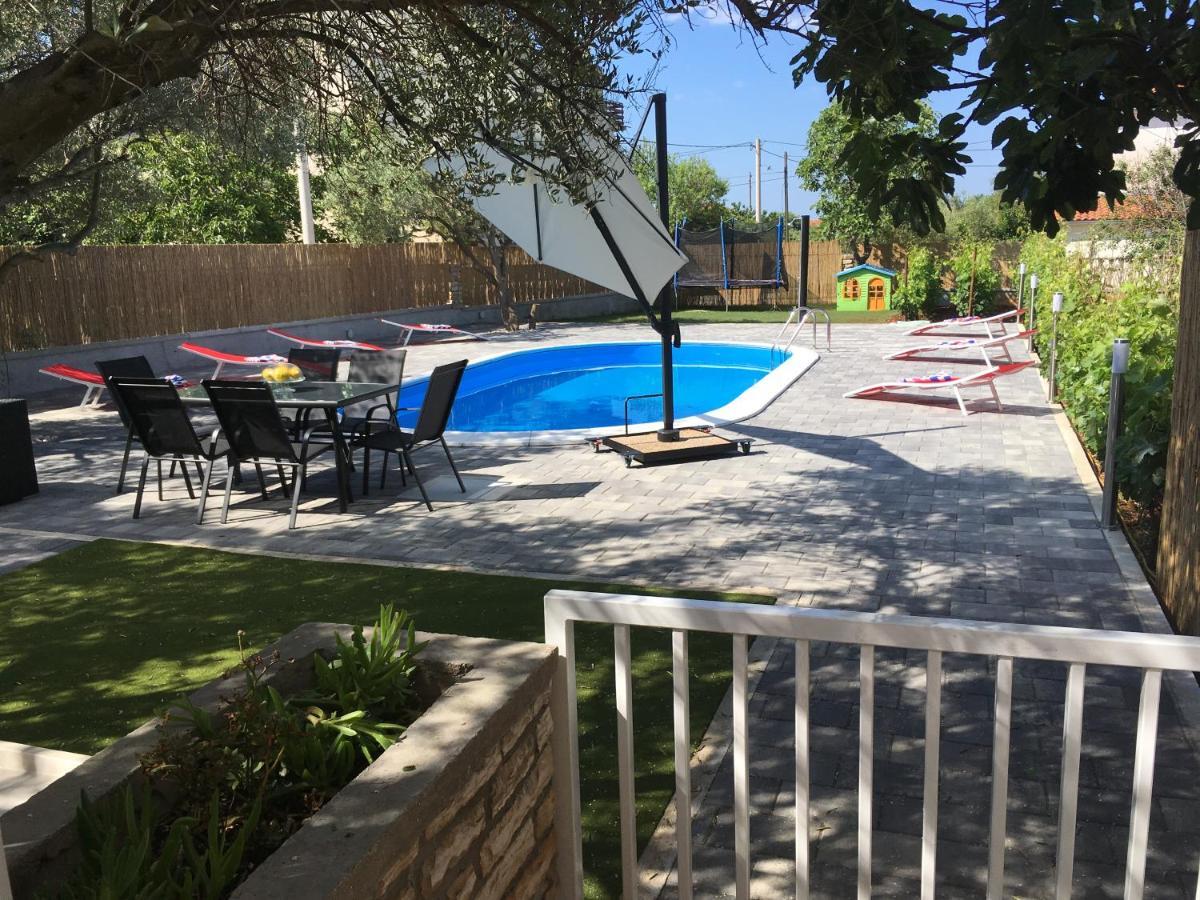 Apartment With Private Pool Sukosan Bagian luar foto