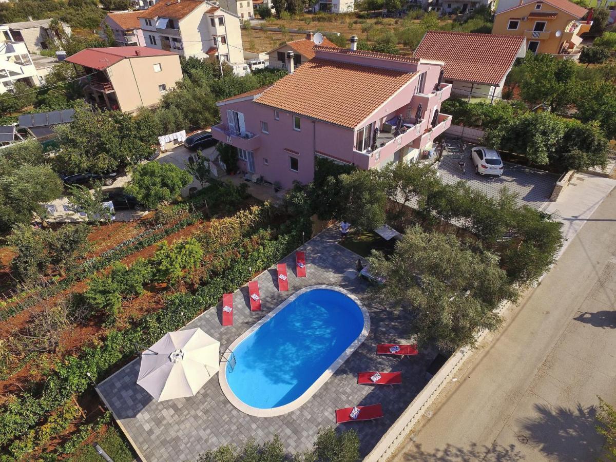 Apartment With Private Pool Sukosan Bagian luar foto