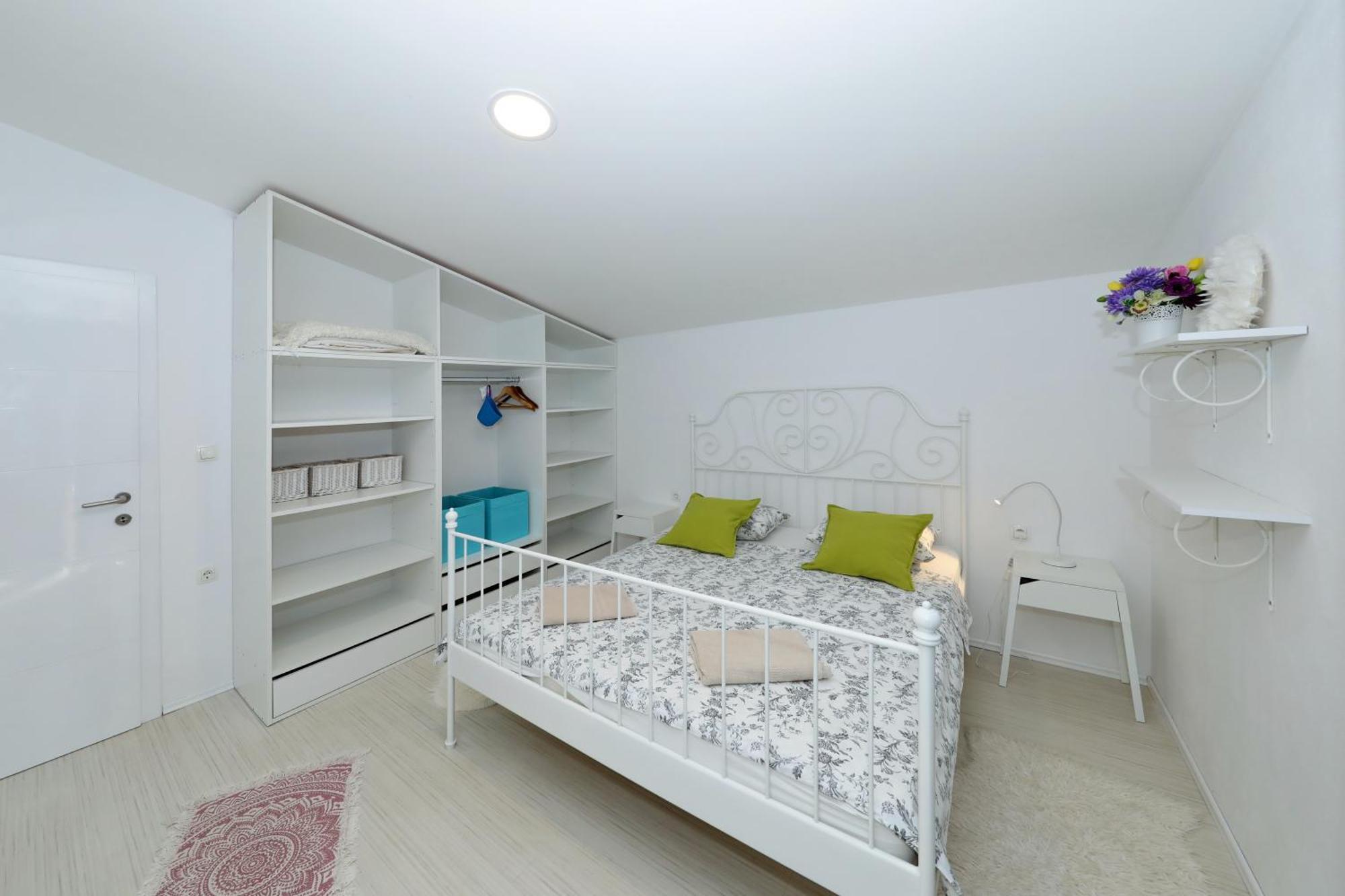 Apartment With Private Pool Sukosan Bagian luar foto