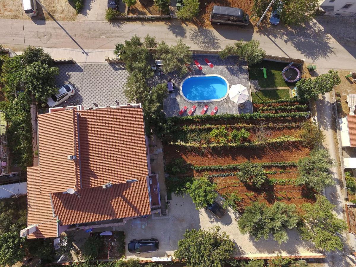 Apartment With Private Pool Sukosan Bagian luar foto